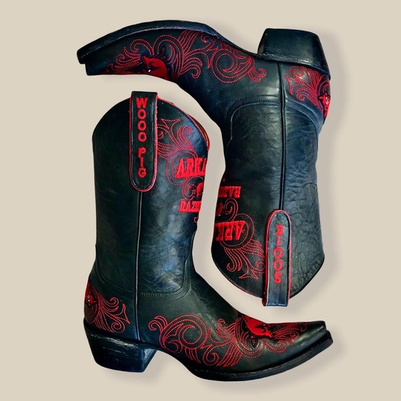Old Gringo Shoes - RARE Arkansas Razorback GAME DAY Pig Sooie Football Black/Red Leather CowboyBoot